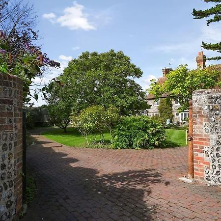 The Garden Flat At Walnut Tree House Διαμέρισμα Rustington Εξωτερικό φωτογραφία